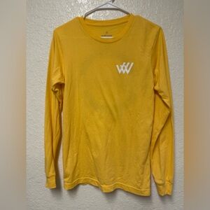 THE ROWHOUSE Yellow Long Sleeve Graphic T-Shirt Size Small